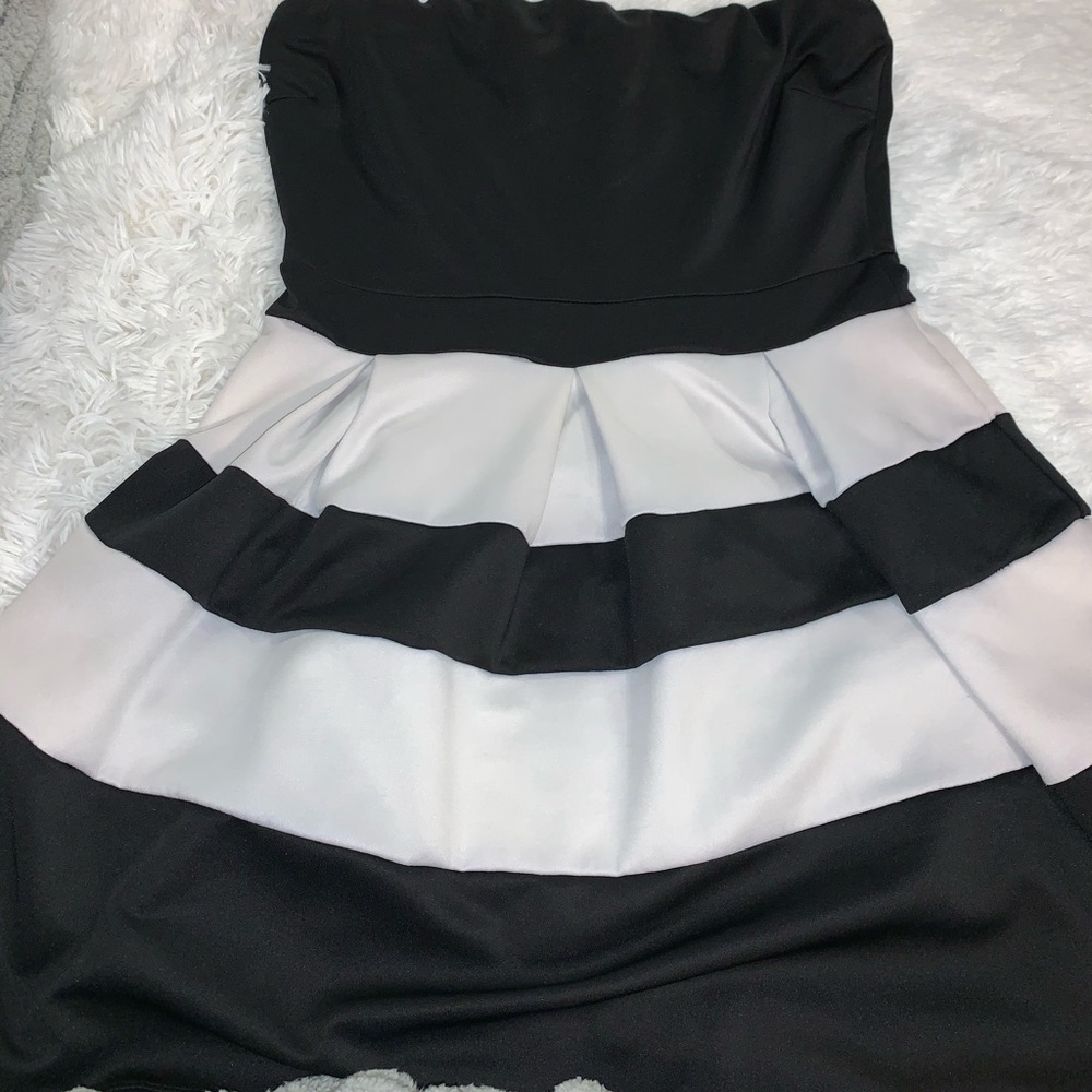 Wet seal block tube dress (strapless)